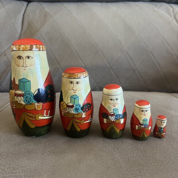 Vintage Santa Claus Nesting Dolls Christmas 5 Piece Hand painted Unsigned 5.5” - Picture 1 of 12